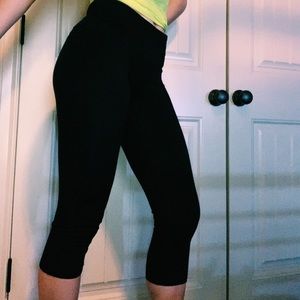 Black cropped CHAMPION leggings